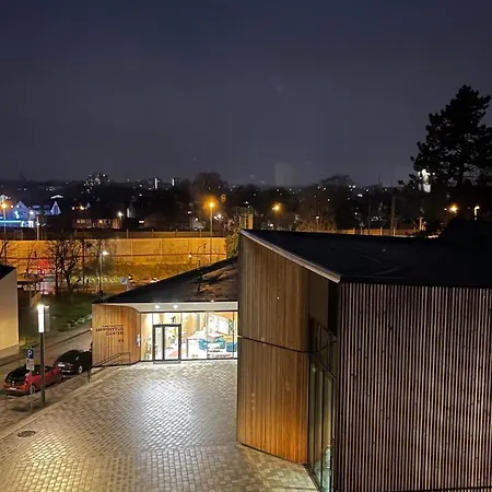 Modernes, Zentrales Apartment In Troisdorf, Region Koeln Bonn, 3 Etage, Maximal Fuer 4 Personen, Parkplatz & Netflix Inklusive Exterior foto