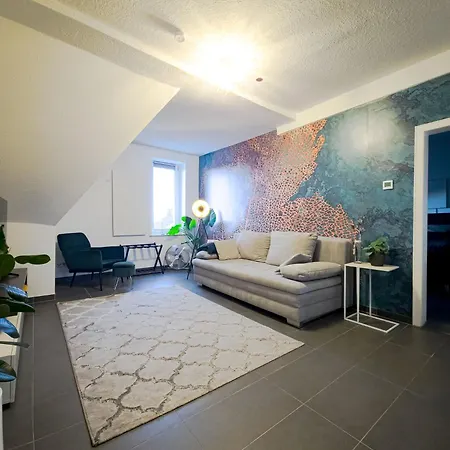 Modernes, Zentrales Apartment In Troisdorf, Region Koeln Bonn, 3 Etage, Maximal Fuer 4 Personen, Parkplatz & Netflix Inklusive Exterior foto